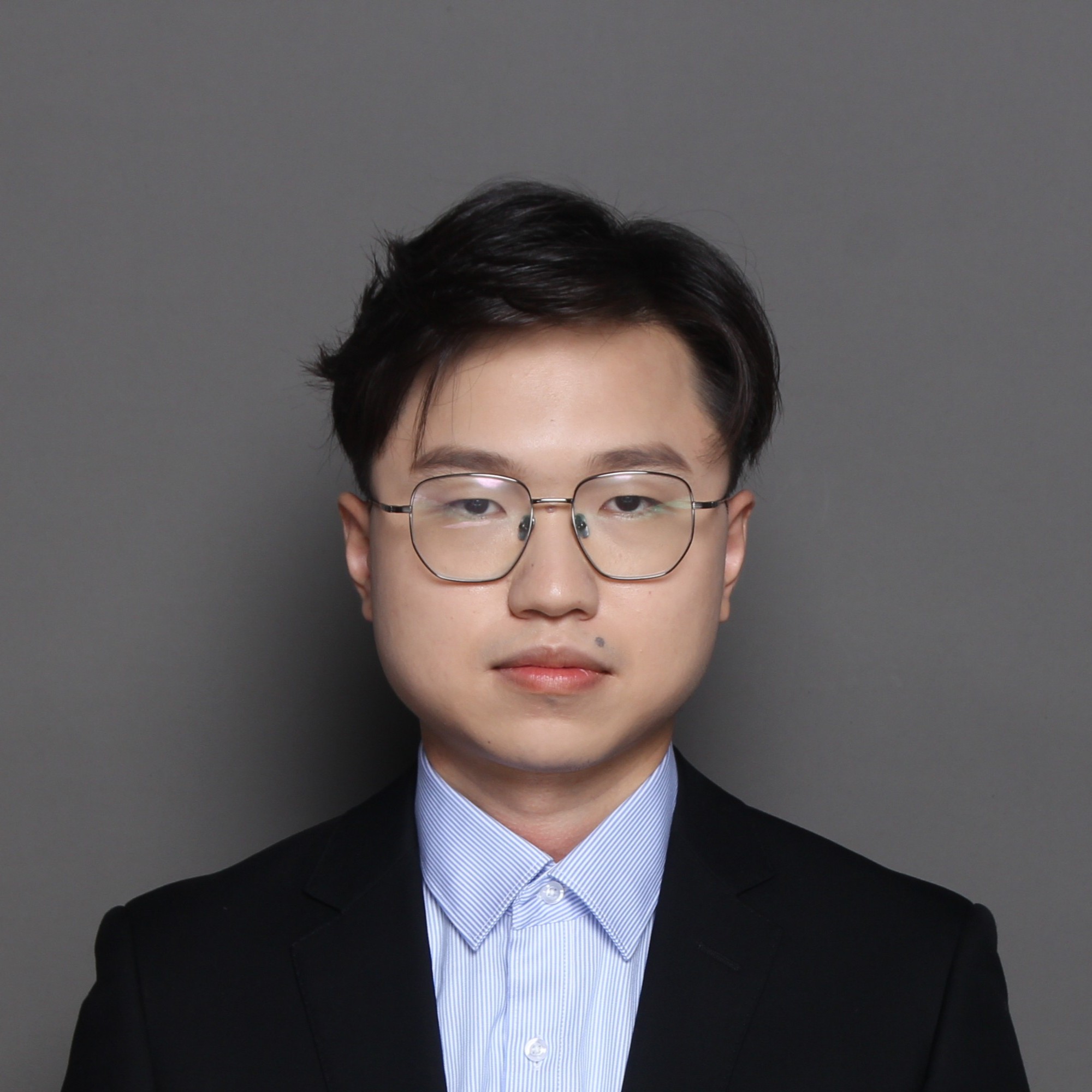Panyi Dong